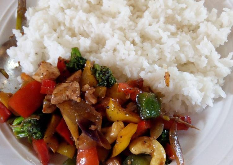 Thai chicken and vegetable spicy stir fry