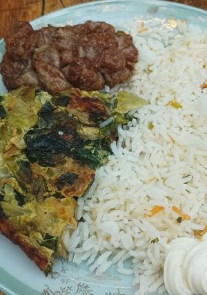 Foto principal de Arroz con tortilla de verduras y chunchules
