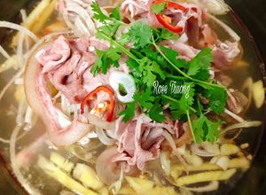 Hình của món Bê Thui Nhúng Dấm.