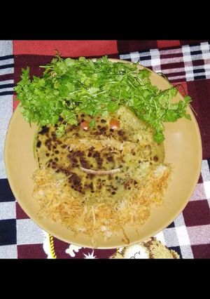 A picture of Radies (muli paratha).
