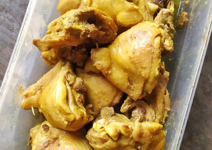 Resep Ayam Ungkep Frozen Oleh Saluna Mahira - Cookpad