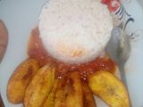 Homemade rice 🍚and pepper and tomato sauce