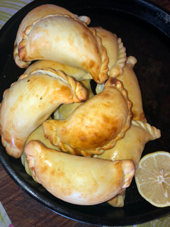 Una foto de Empanadas de carne al horno👌👌