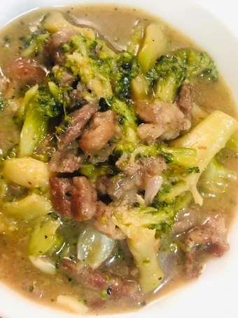Easy Way Make Peppered Beef Broccoli in Gravy &gt;&gt; Quick Cook Beef Tapa Idea the Awesome  So Delicious