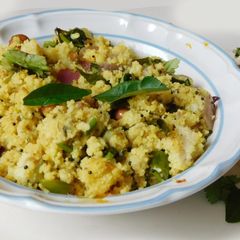 Idli uppuma A picture of Idli uppuma.
