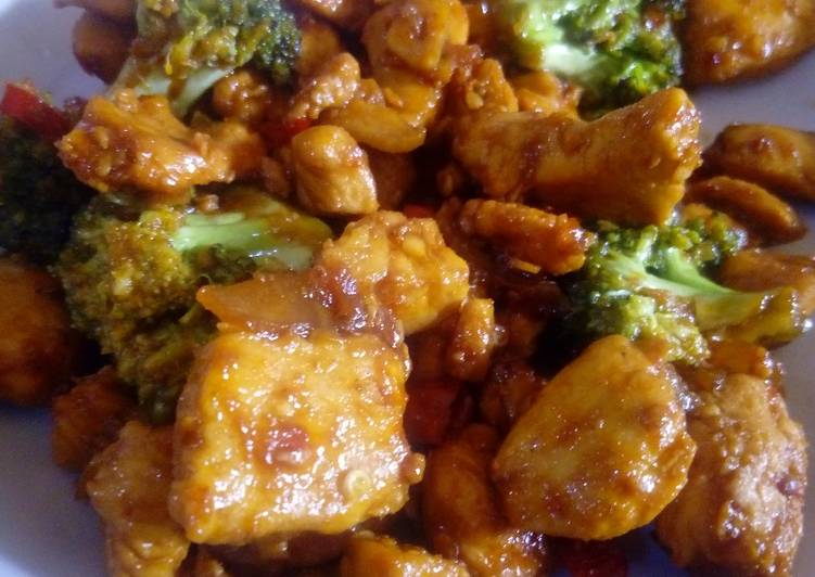 Chicken and broccoli w/ honey sauce