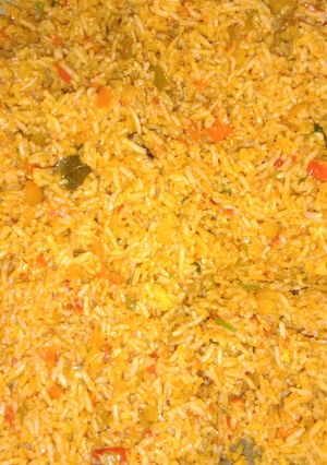તવા પુલાવ (Tava Pulao Recipe In Gujarati) રેસીપી મુખ્ય ફોટો