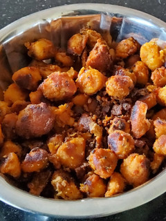 சேப்பங்கிழங்கு ரோஸ்ட் sepakilangu roast recipe in tamil செய்முறை முக்கிய புகைப்படம்