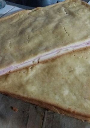 Una foto de Fainá de queso y fiambre