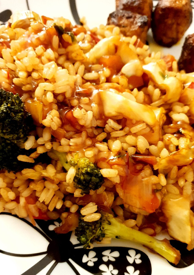 Una foto de Arroz salteado primavera