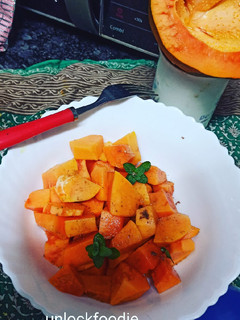 A picture of Fresh Papaya Salad.