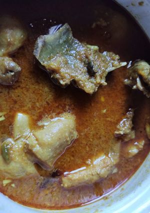 চিকেন কারি(Chicken curry recipe in Bengali) রেসিপির প্রধান ছবি