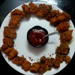 A picture of Vetki pakoda.