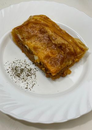 Una foto de Empanada de carne y huevo Bogart