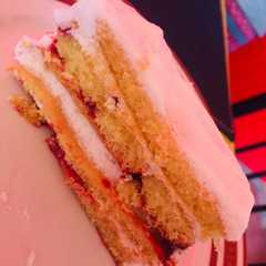 Una foto de Torta galletas de champaña