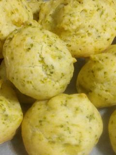 Brokkolis puffancs gluténmentesen recept fotója