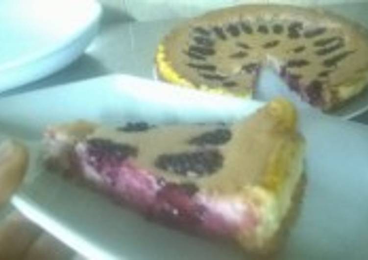 Tarta de queso y moras (con azúcar y también light)