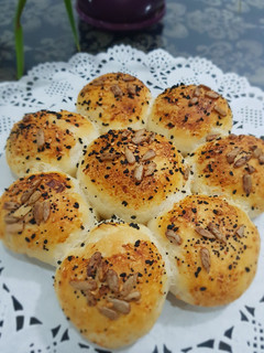 عکسی از دستور نان گل یا لانه زنبوری