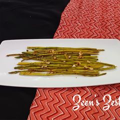 A picture of Oven Roasted Asparagus.