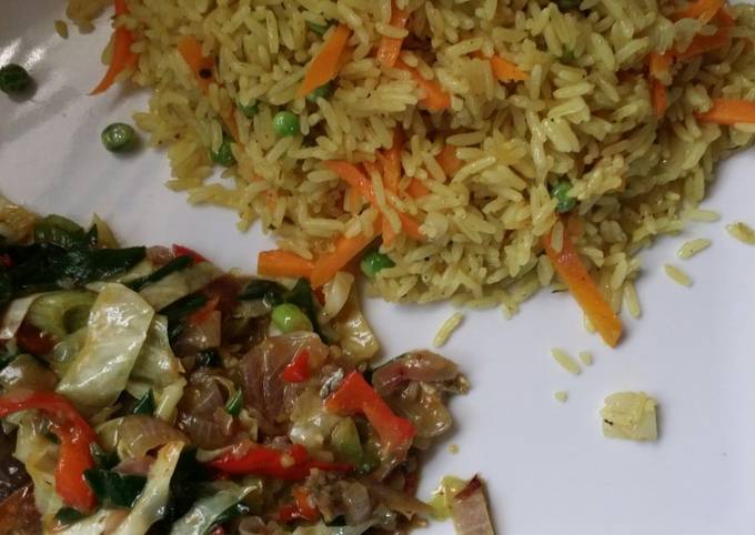 Step-by-Step Guide to Make Homemade Fried rice with mackerel vegetable sauce