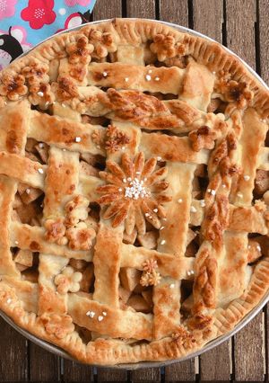 A picture of Decorate your pies.