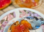 Une photo de confiture agrumes