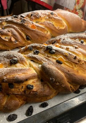 Karácsonyi gyümölcsös kenyér recept fotója