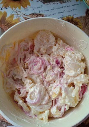 Hagyományos majonézes burgonyasaláta recept fotója