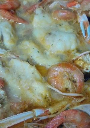 Foto principal de Callos de mar con rape y marisco