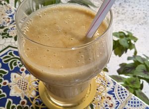 Une photo de Smoothie banane et potiron