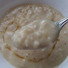 A picture of Vickys Golden Syrup Rice Pudding, GF DF EF SF NF.