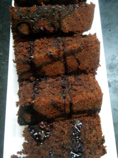 एगलेस चोको चिप केक (Eggless choco chip cake recipe in hindi) रेसिपी मुख्य फोटो