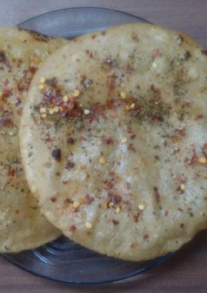 A picture of મસાલા રોટી.