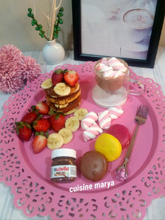 صورة لوصفة ميني بان كيك بالموز والفراولة 🍓🍌
