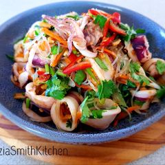 A picture of Spicy squid salad.