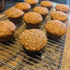 A picture of Apple Muffins.