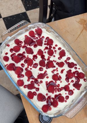Une photo de Tiramisu chocolat blanc et Framboise
