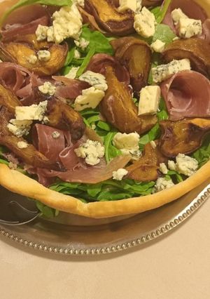 Una foto de Base para ensalada (comestible)
