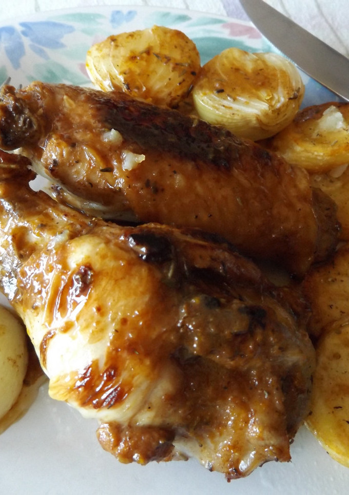 Una foto de Alones de pavo asadas con cítricos y ron
