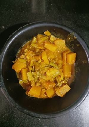 A picture of Guvar-kaddu sabji.