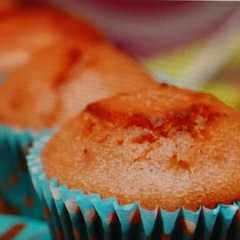 Una foto de Magdalenas mermelada de fresa [Receta muy fácil]