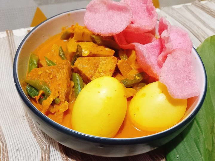 Cara Gampang Menyiapkan Lontong Sayur Padang, Enak Banget