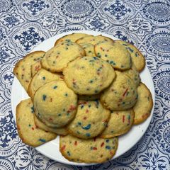 A picture of 4th of July bomb cookies.