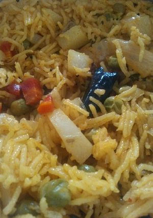 બિરીયાની (Biryani Reecipe In KકKjarati) રેસીપી મુખ્ય ફોટો