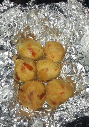 A picture of Yam balls.