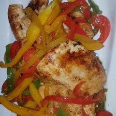 A picture of Stir fry chicken.