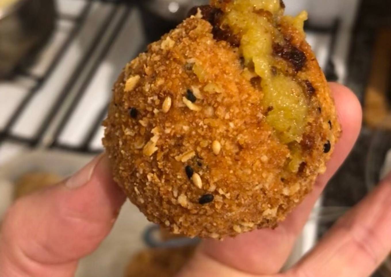 Bombas de batata/jengibre/azúcar negro/mostaza