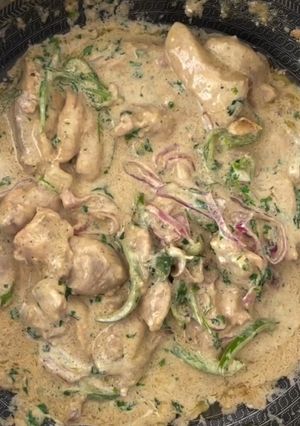 A picture of Reshmi Chicken.