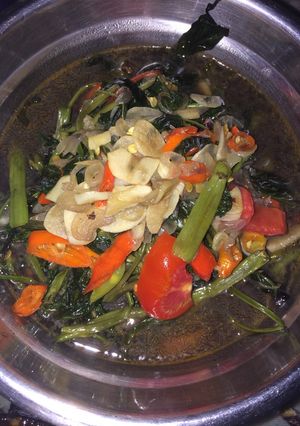Foto resep Cah kangkung saus tiram pedas