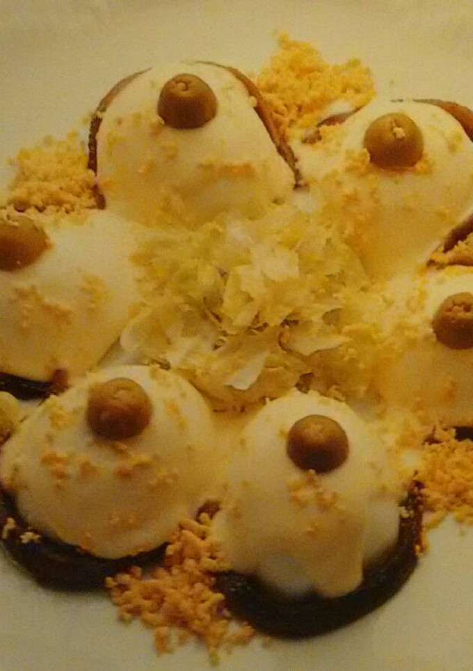 Una foto de Huevos rellenos